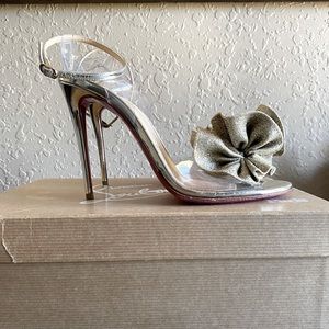 Christian Louboutin Fossiliza sz 36.5